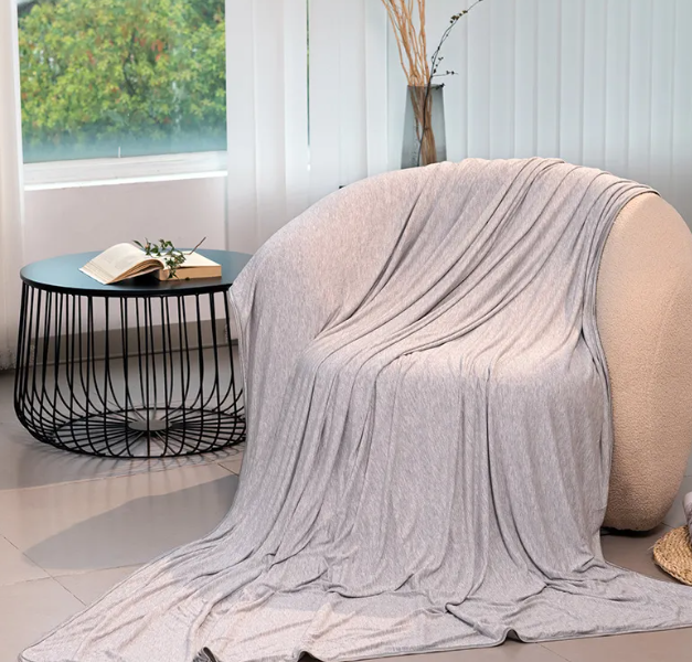 Clarech Bamboo Cooling Blanket lightweight and soft
